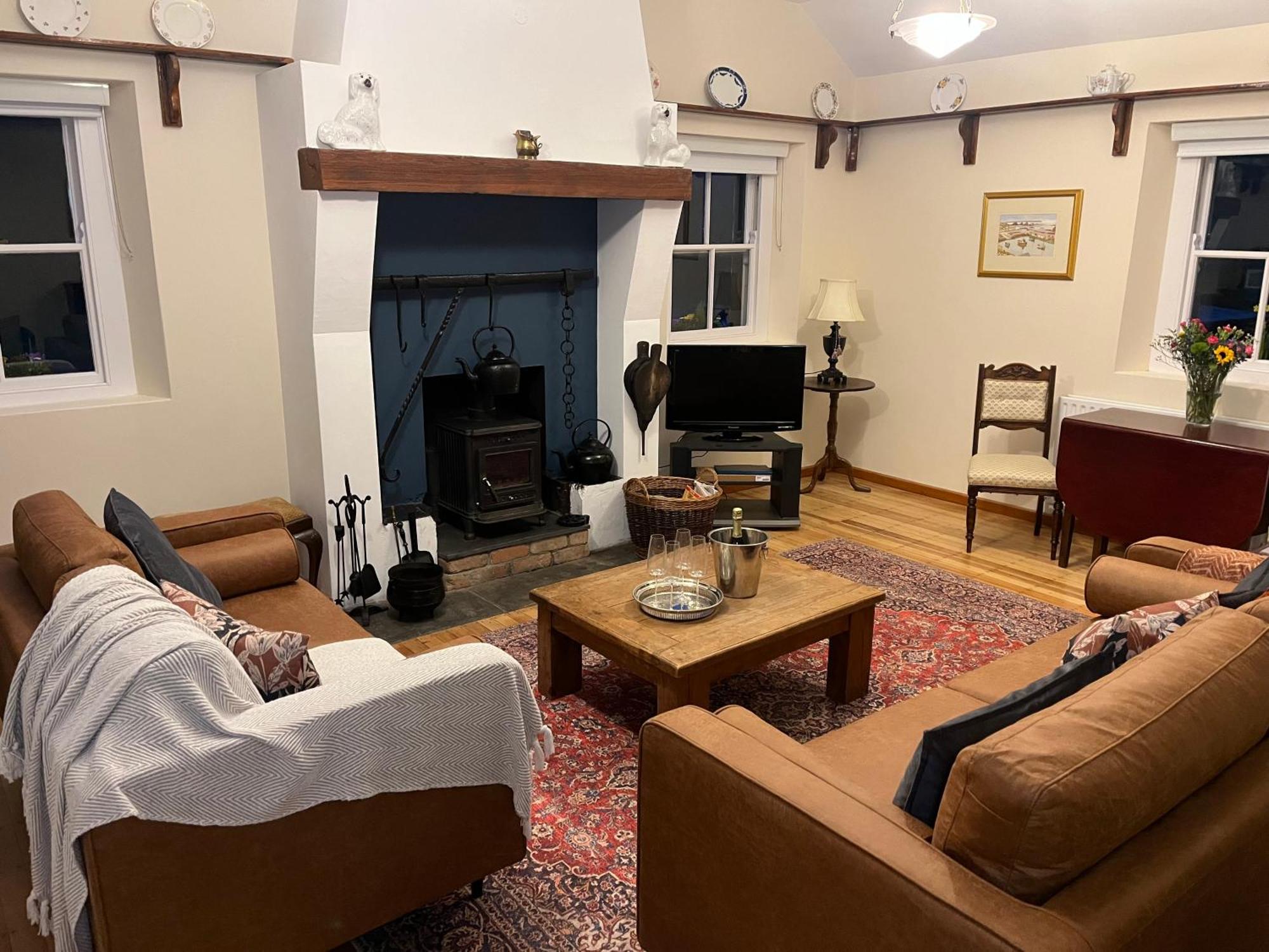 Dunnaglea Cottage, 巴林托 外观 照片